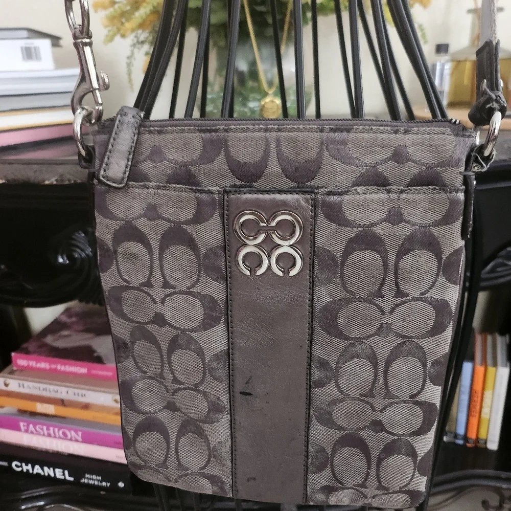 Coach bundle Wristlet & crossbody